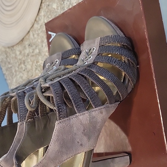 Purchased Sandals at Dillards and are Antonio Melani. Sandals are Sz 8. - Picture 4 of 6